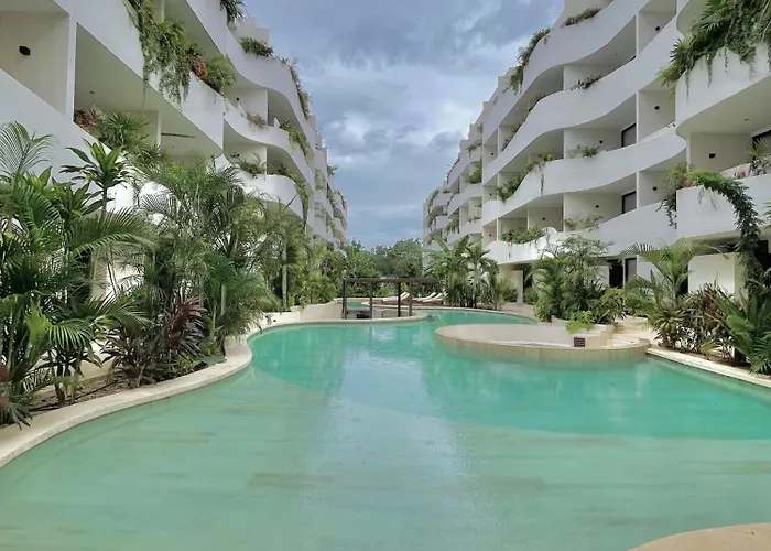 Getaway With Jacuzzi & Pools *